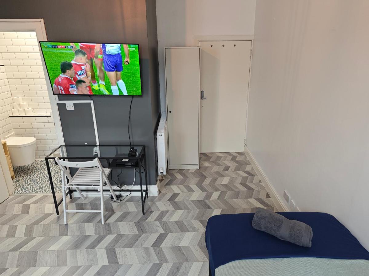 2 Bedroom 2 Bathroom Apartment In Old St - Shoreditch - Zone 1 London Exterior foto