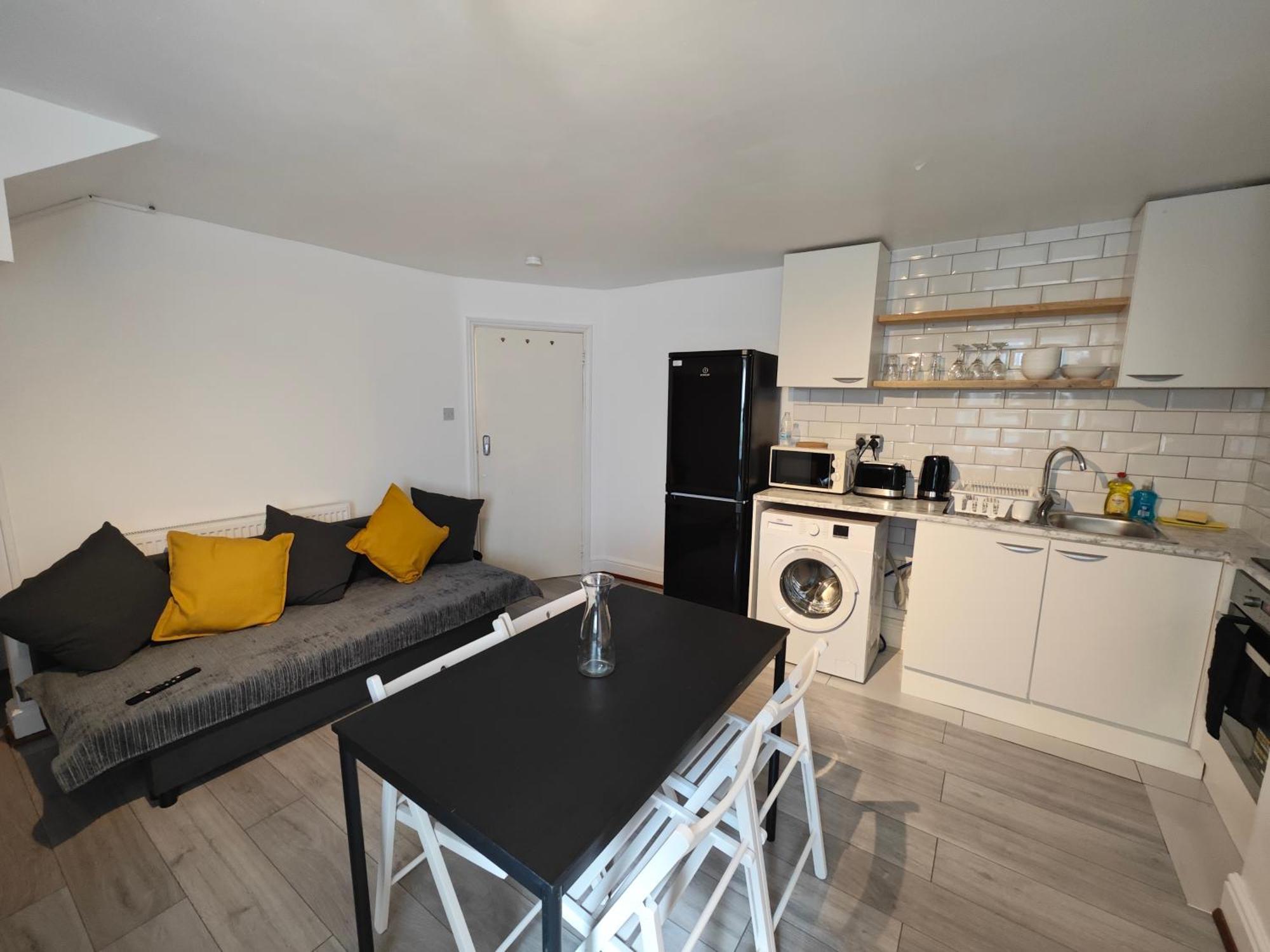 2 Bedroom 2 Bathroom Apartment In Old St - Shoreditch - Zone 1 London Exterior foto